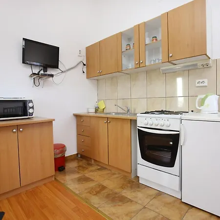 Apartman Buca *