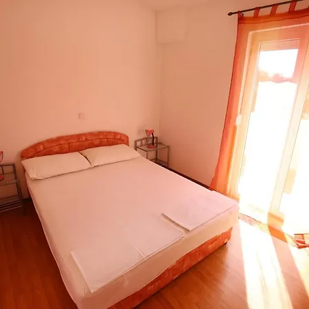 Buca Biograd Na Moru